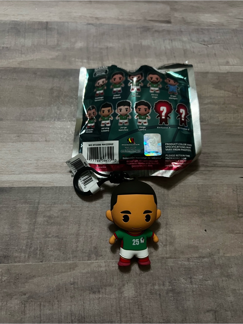 2026 FIFA World Cup Team Mexico Roberto Alvarado Excl. B Figural Bag Clip